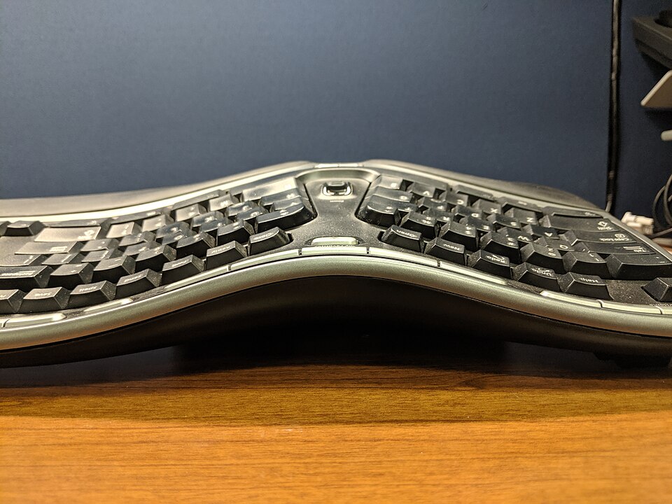 Microsoft Natural Ergonomic 4000 keyboard